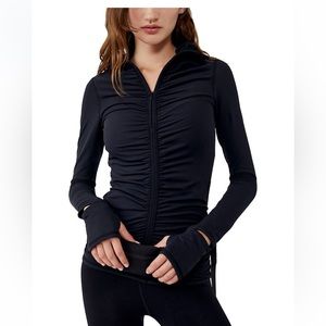 NWT Wonderland Warmth 1/4 Zip Layer Size Medium